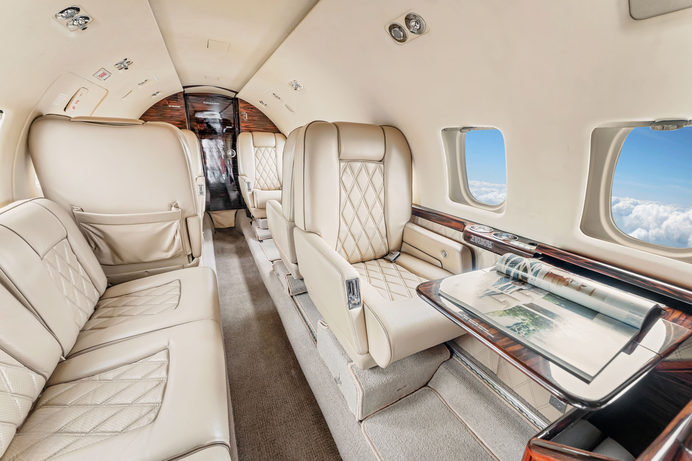 Hawker 800 - Image 4