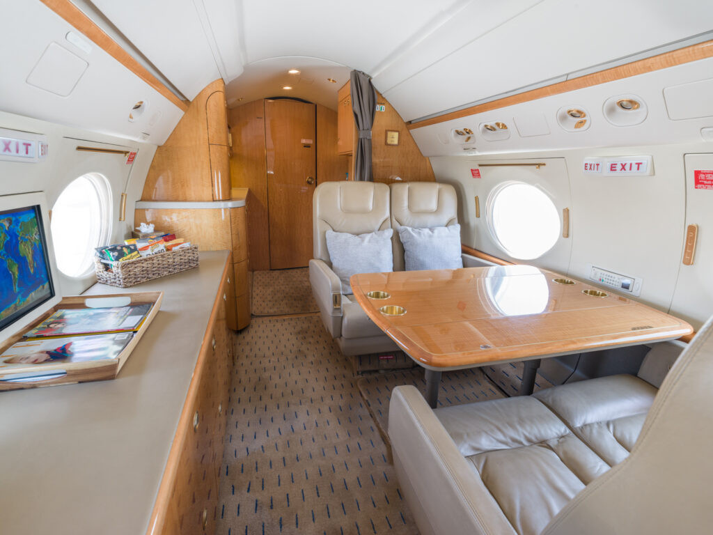 Gulfstream G-IVSP - Image 4