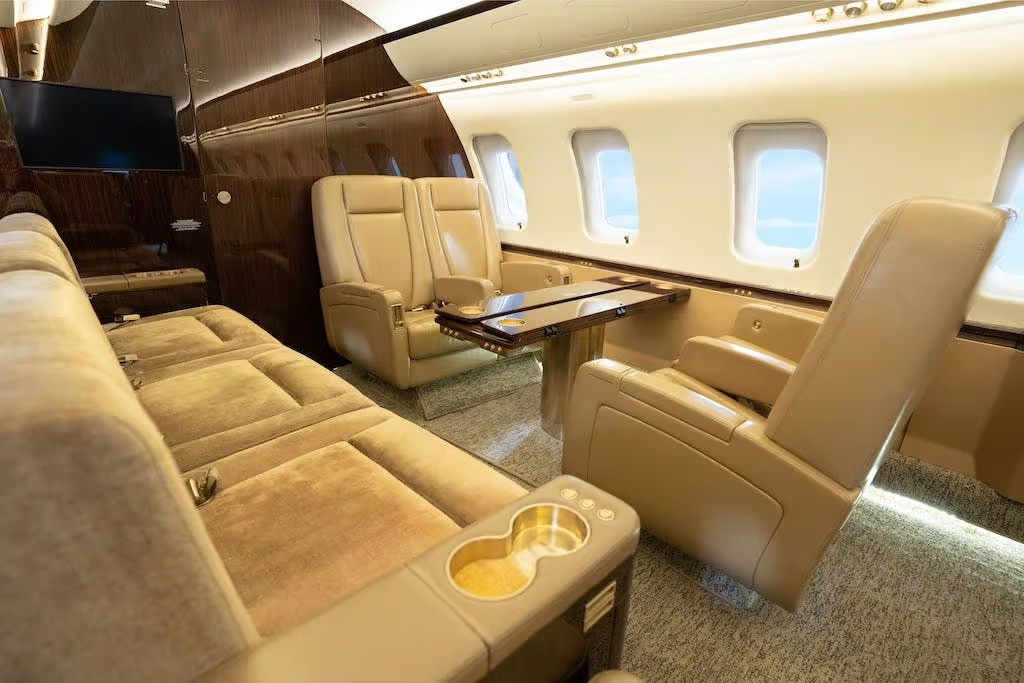 Challenger 605 - Image 3